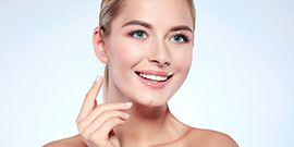 Genç ve güzel mavi gözlü kadın